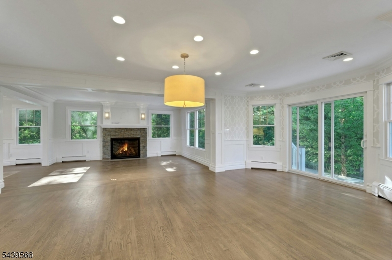 28 Serrell Dr