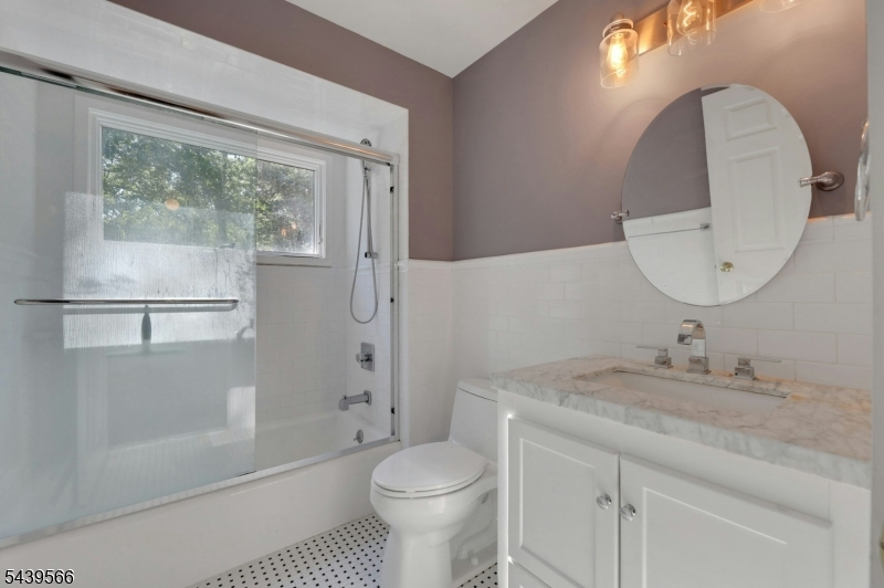 28 Serrell Dr