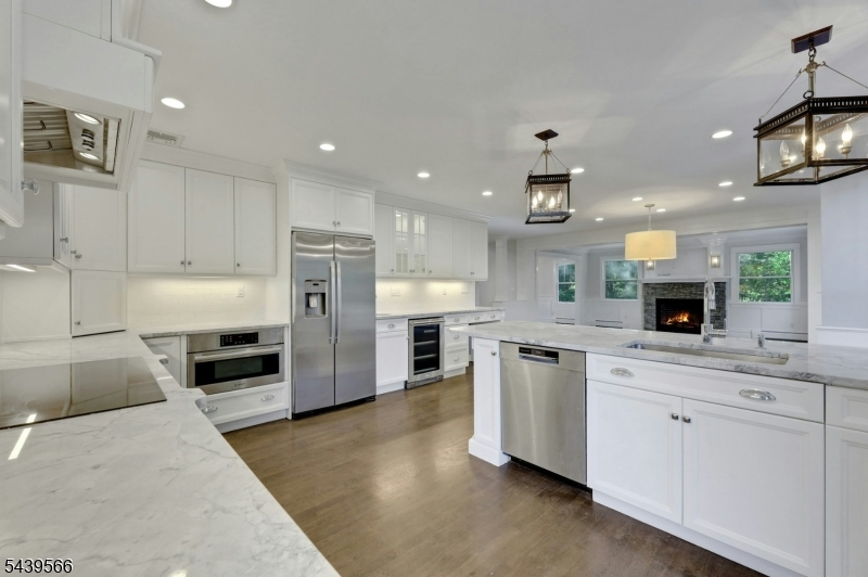 28 Serrell Dr