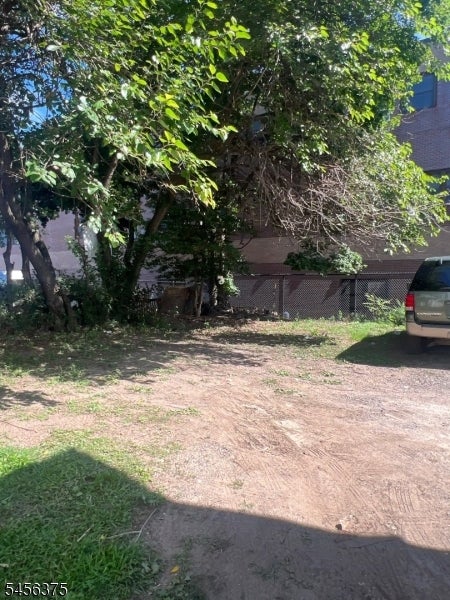 68 Hoover Ave