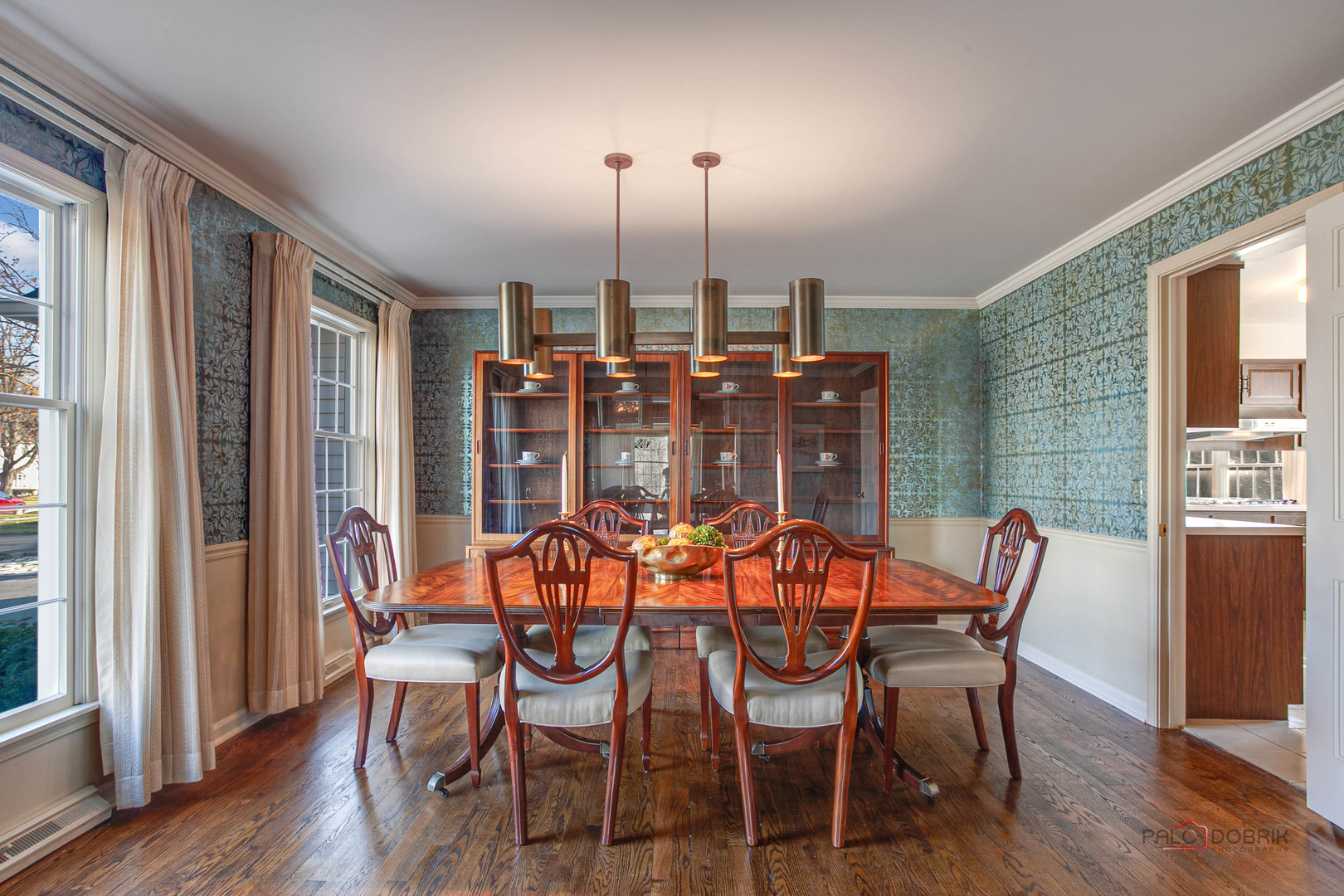 727 Longwood Drive