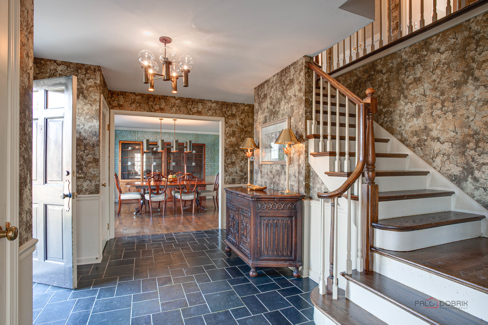 727 Longwood Drive