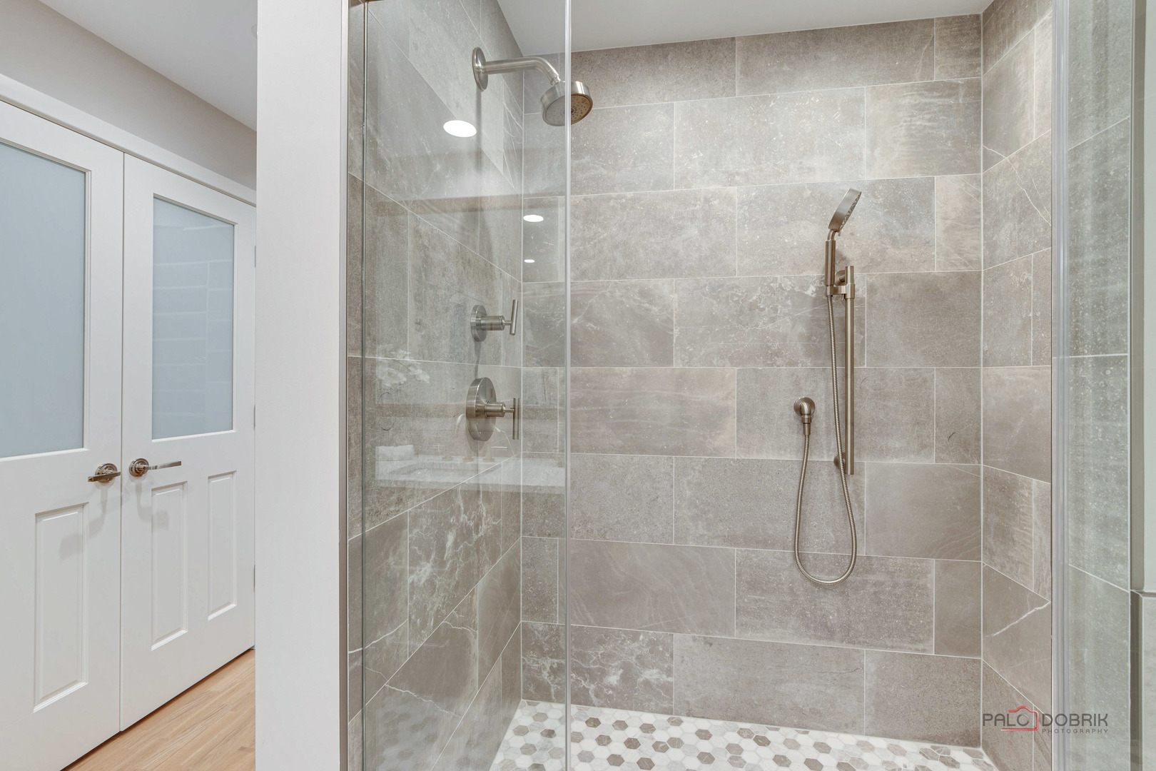 501 Oakwood Avenue Unit: 1D