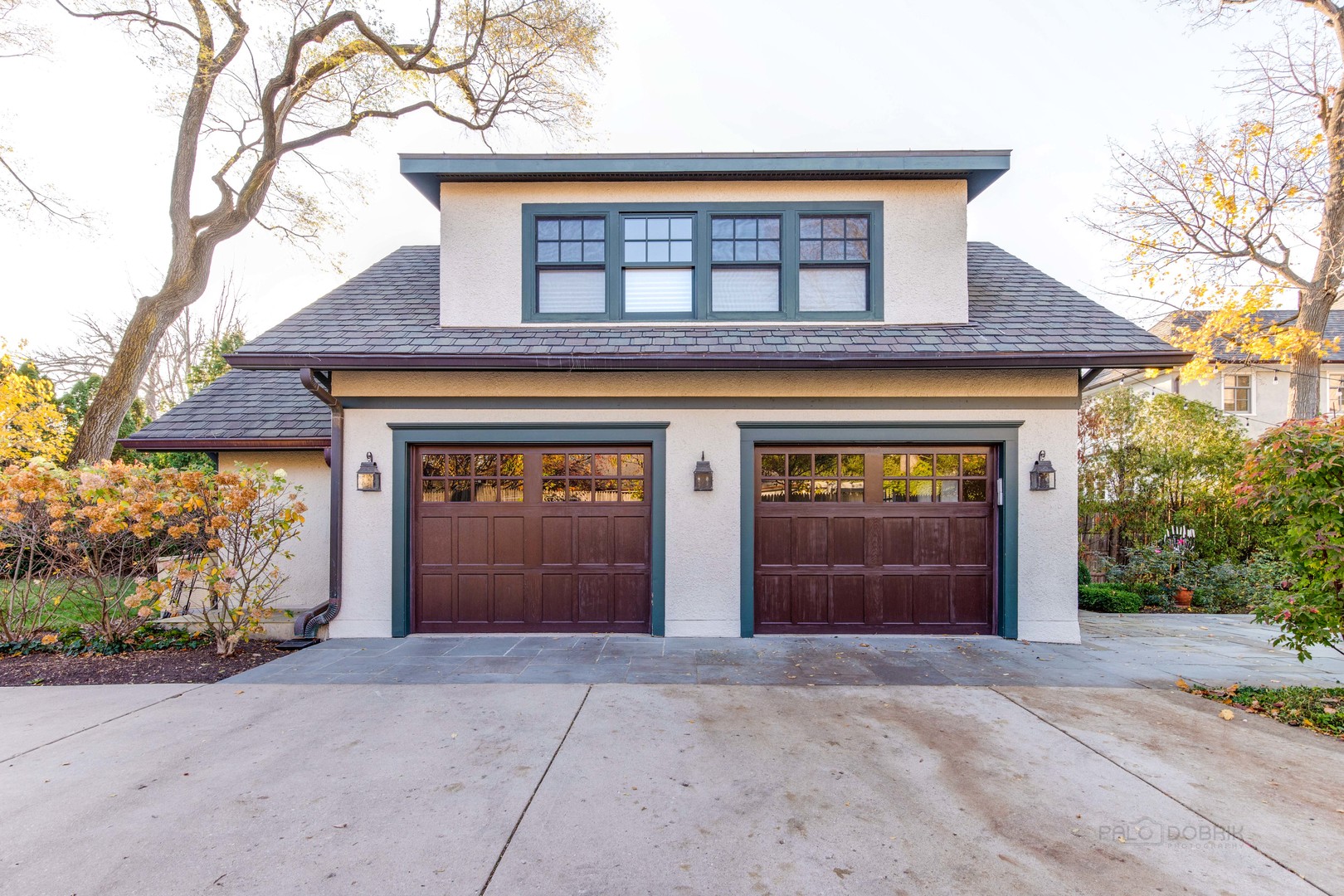 253 Vine Avenue