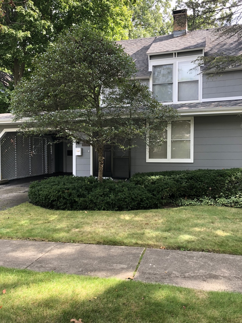 561 Moffett Road