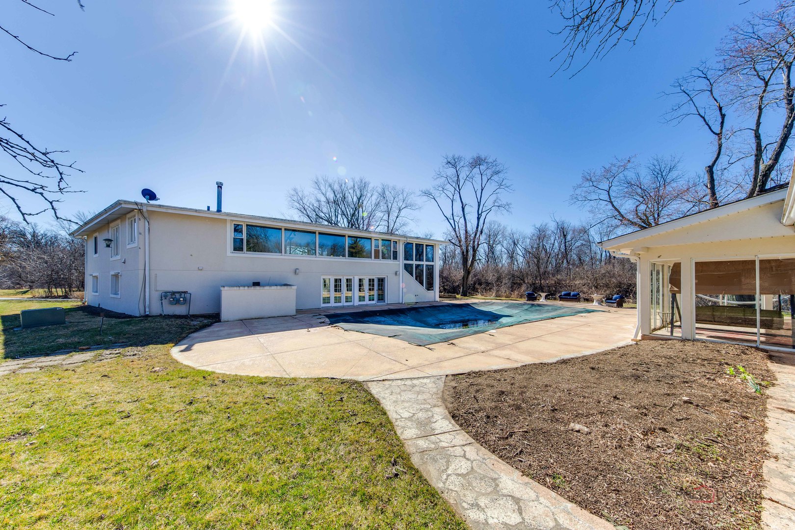 15463 W Oak Spring Road