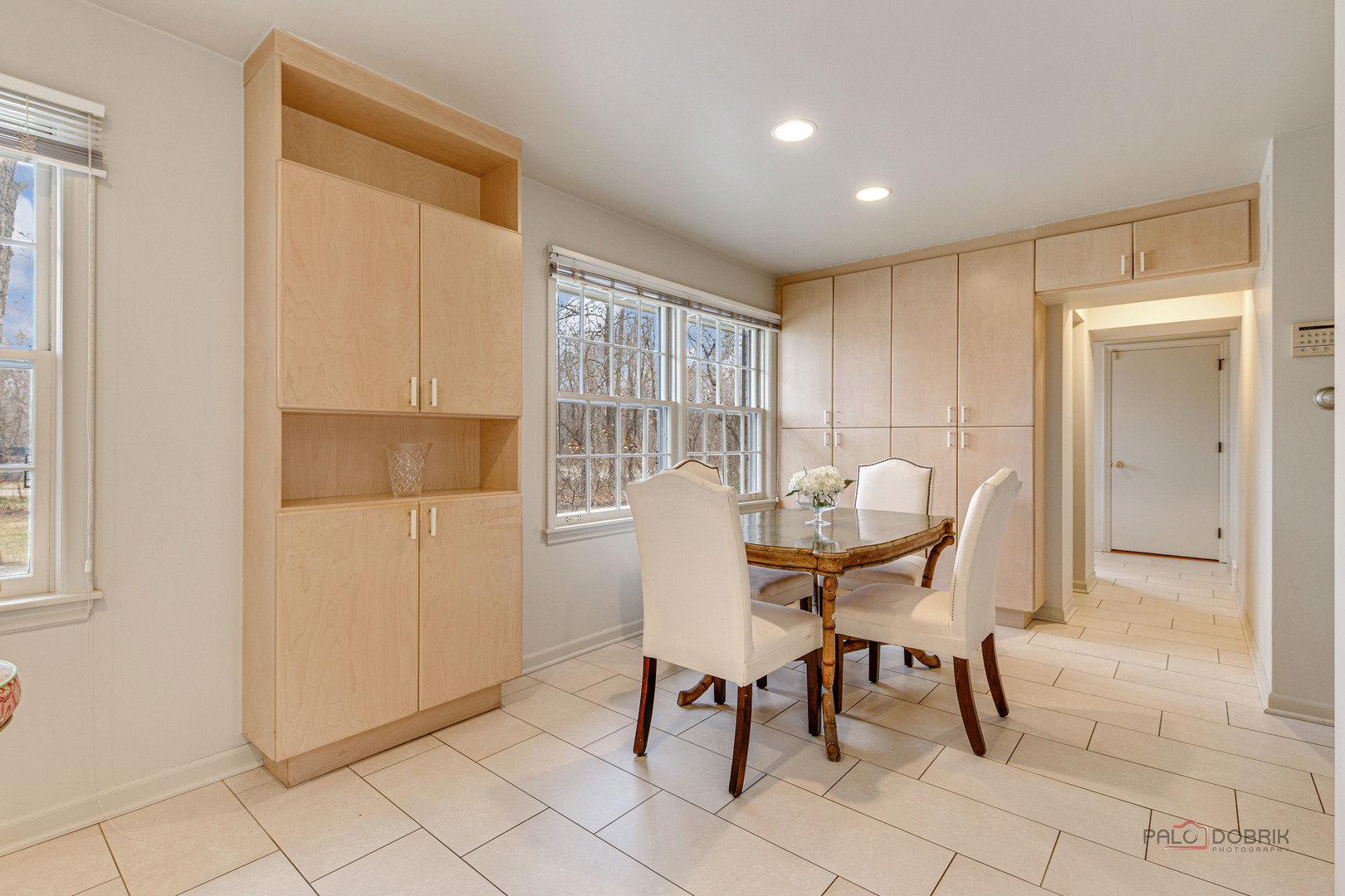 10 N Mayflower Road