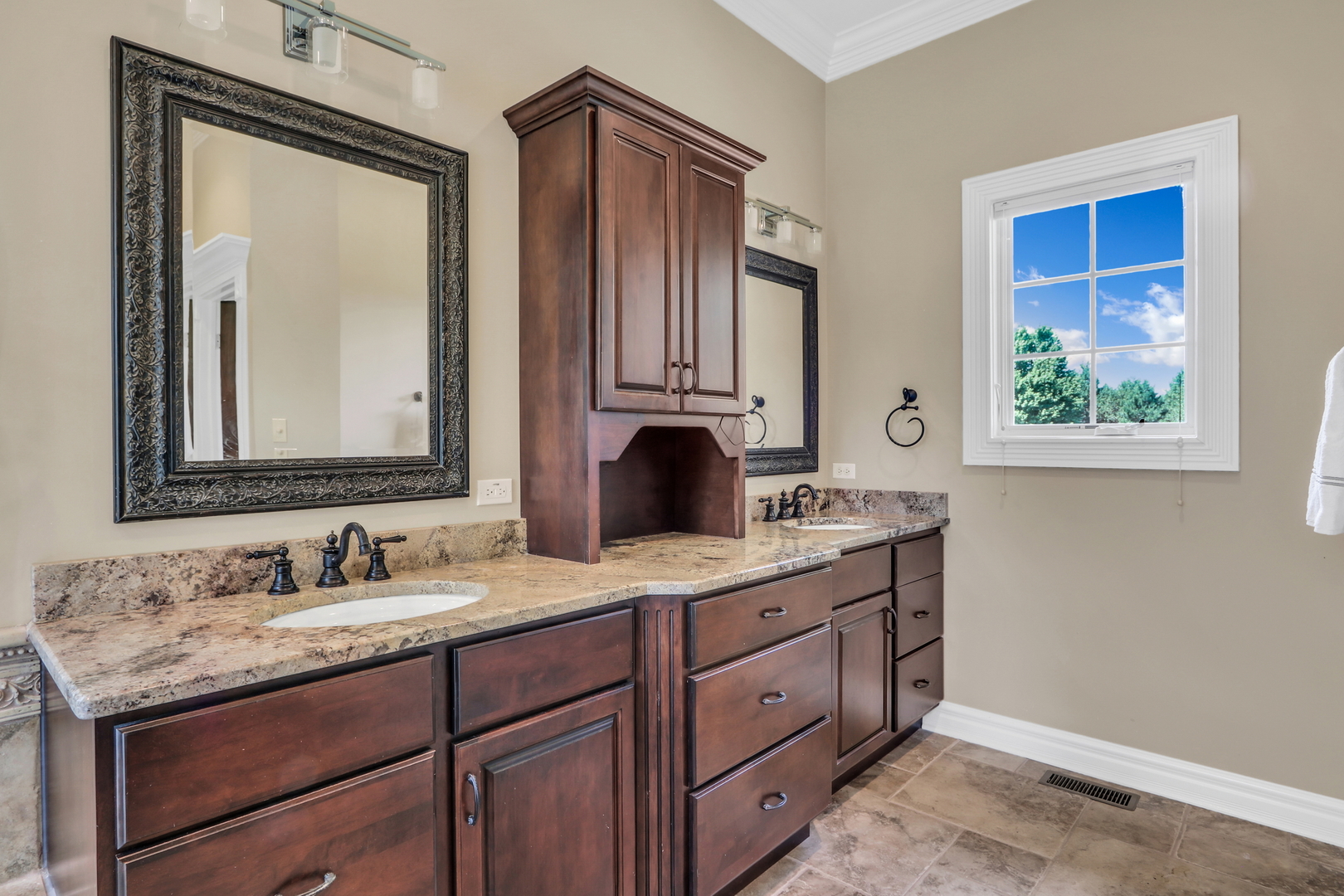 17451 W Bridle Trail Road