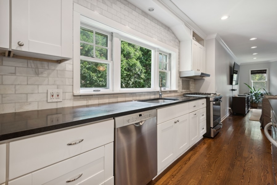 845 Locust Street