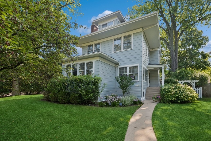 845 Locust Street