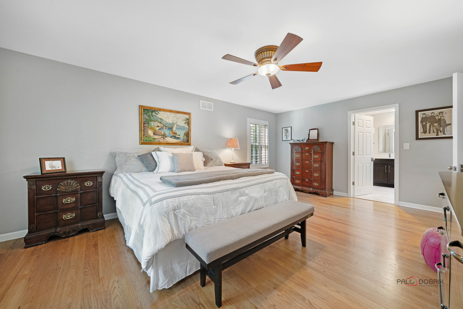 1401 Woodhill Lane