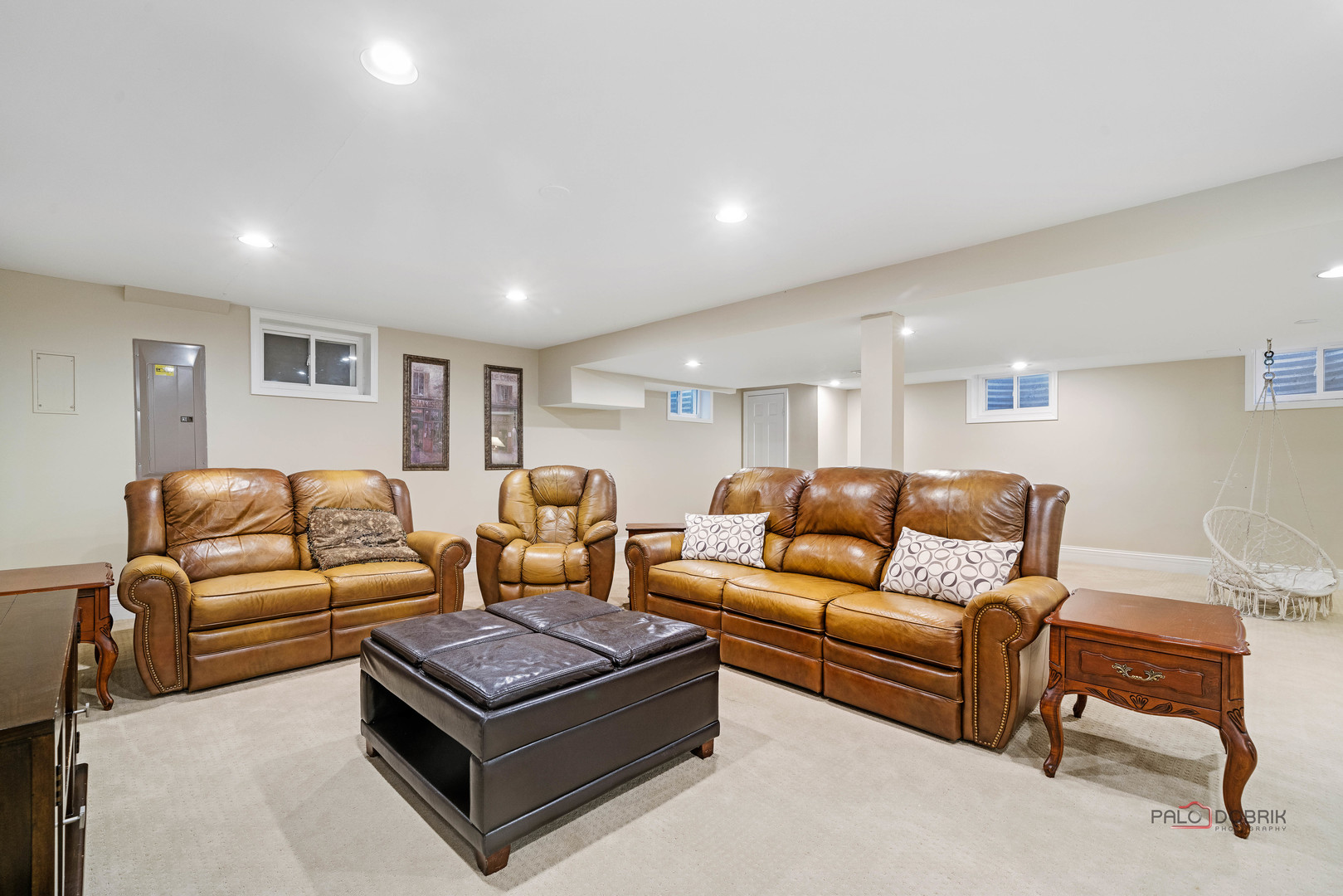 1401 Woodhill Lane