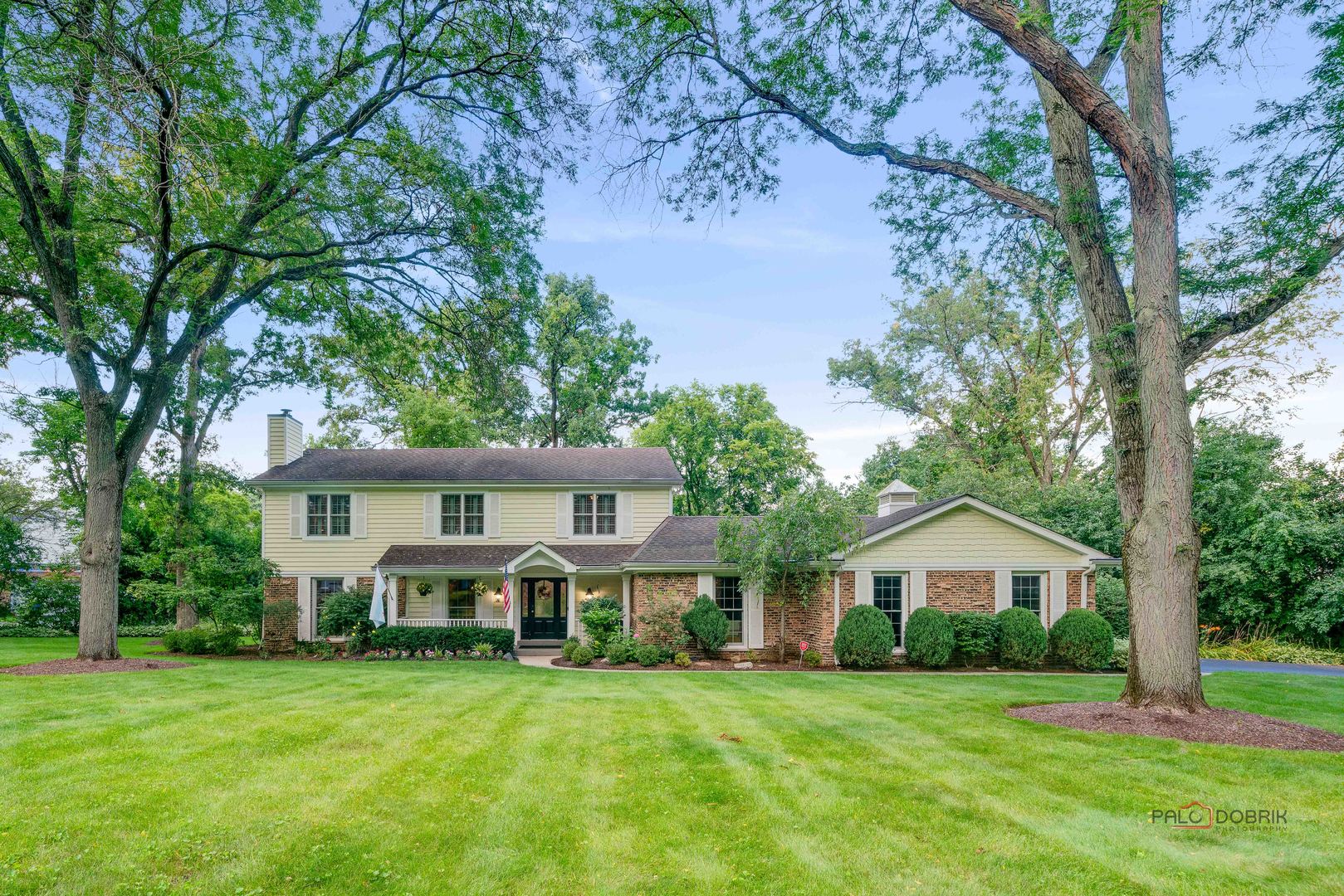 1401 Woodhill Lane