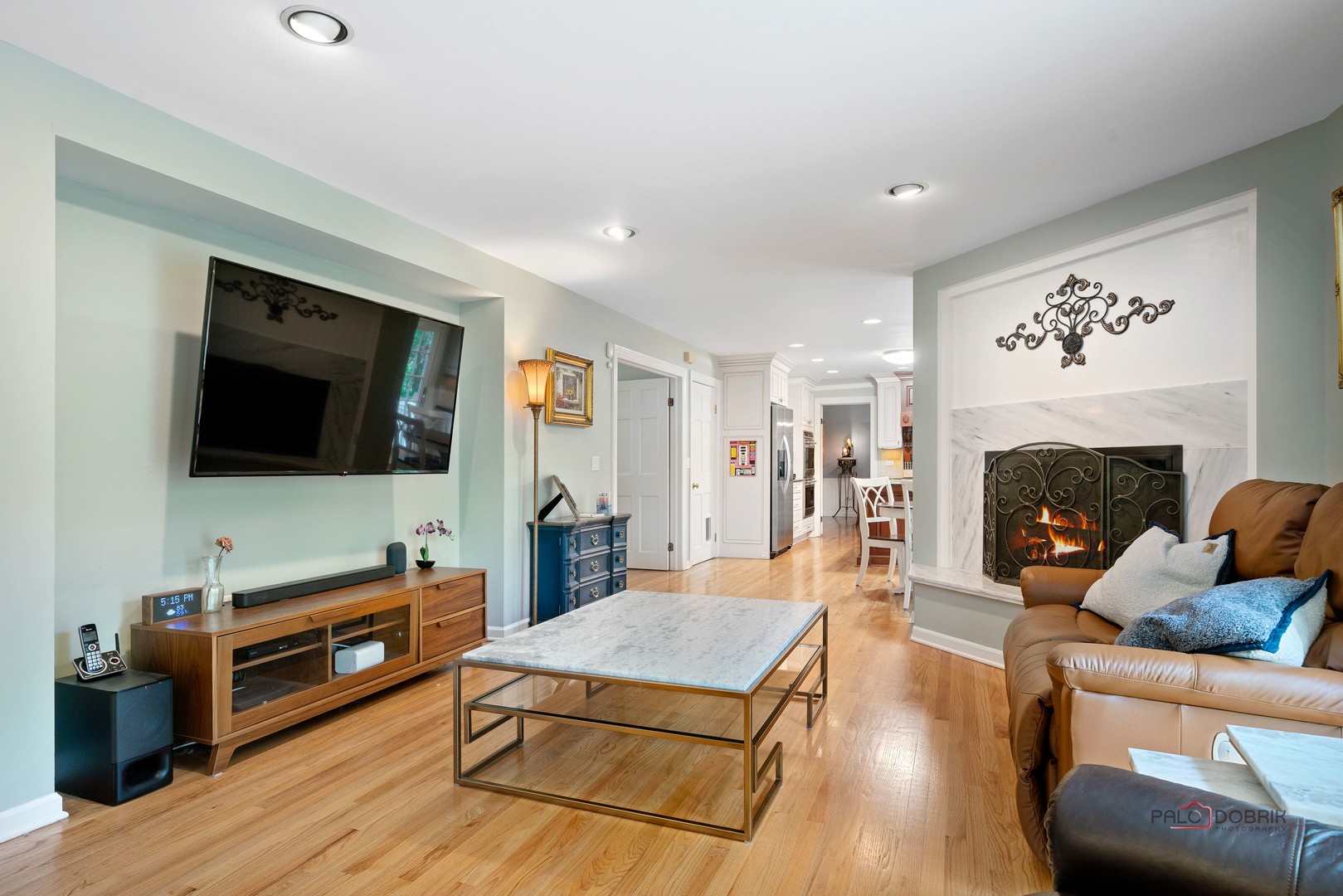1401 Woodhill Lane