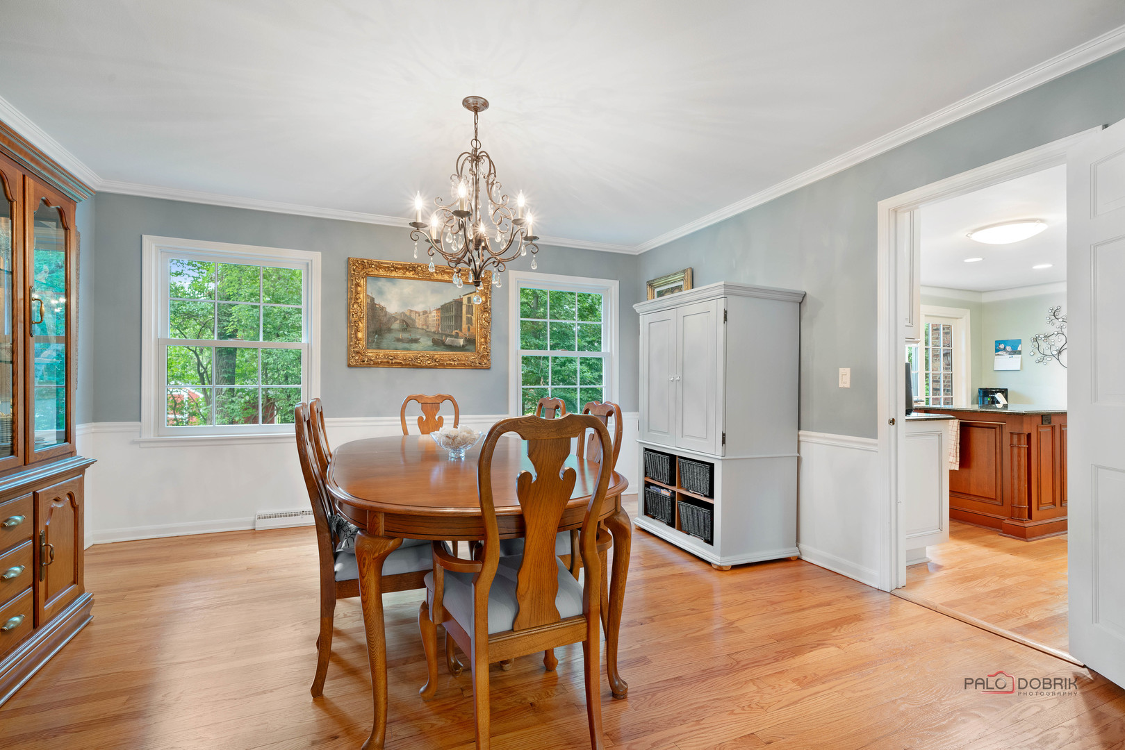 1401 Woodhill Lane