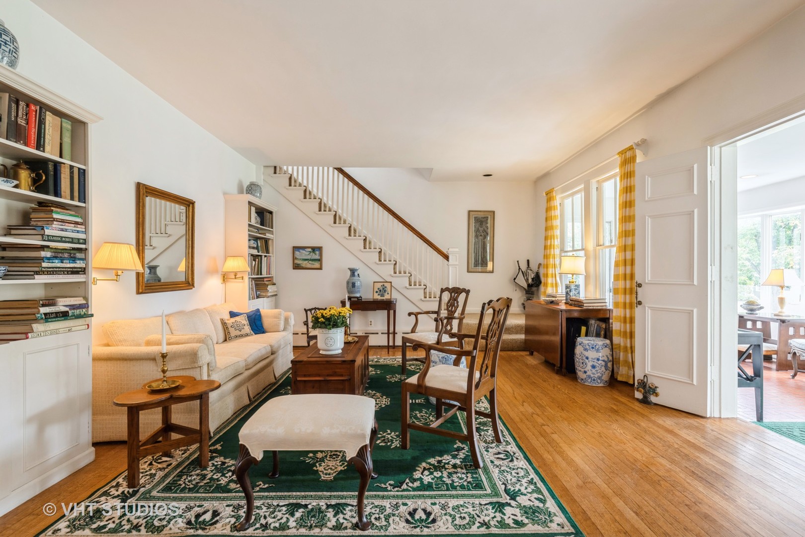 156 N Washington Circle