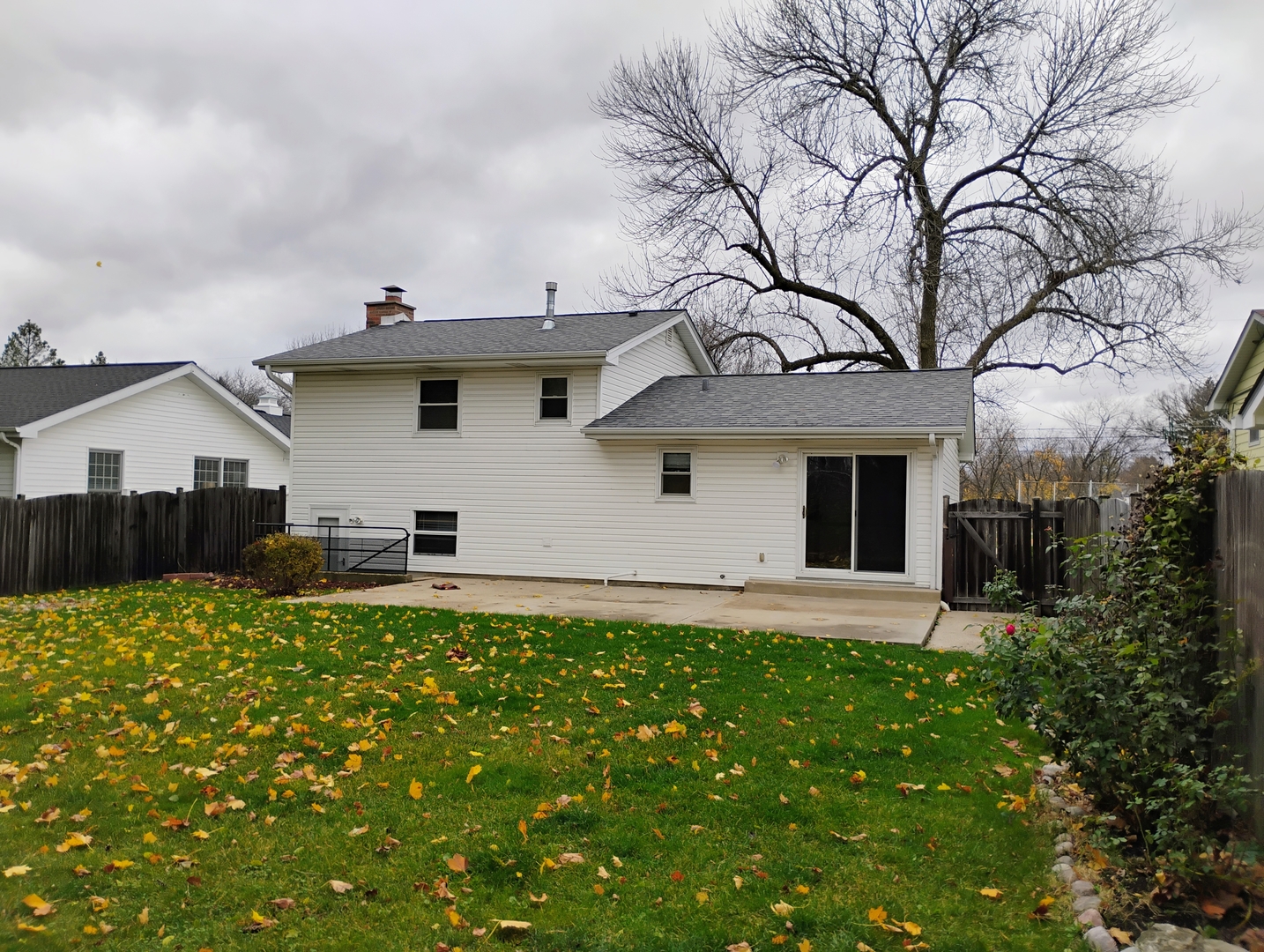 814 Foster Avenue