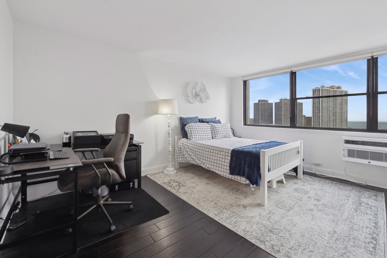 2700 N Hampden Court Unit: 17C