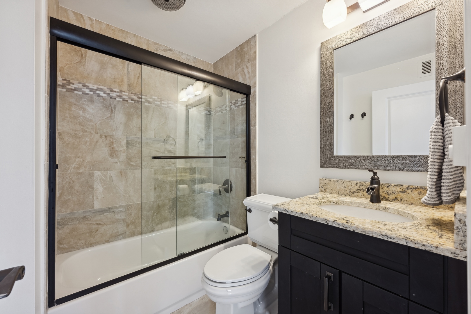 2700 N Hampden Court Unit: 17C