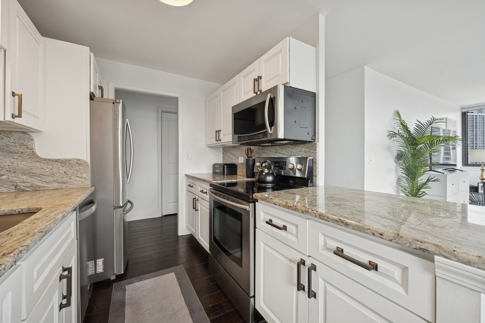 2700 N Hampden Court Unit: 17C