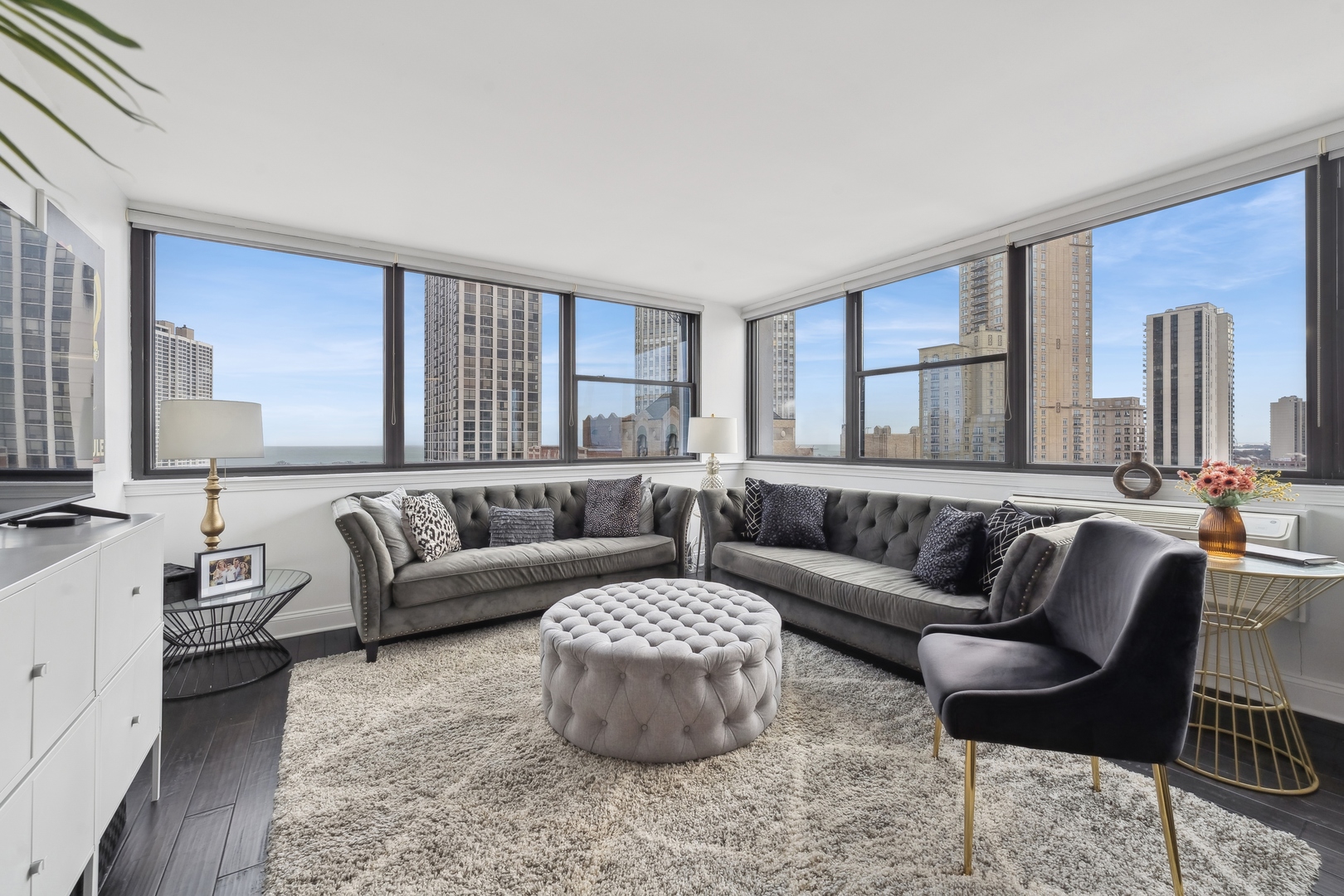2700 N Hampden Court Unit: 17C