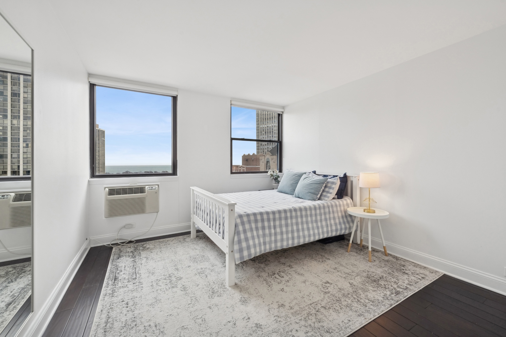 2700 N Hampden Court Unit: 17C