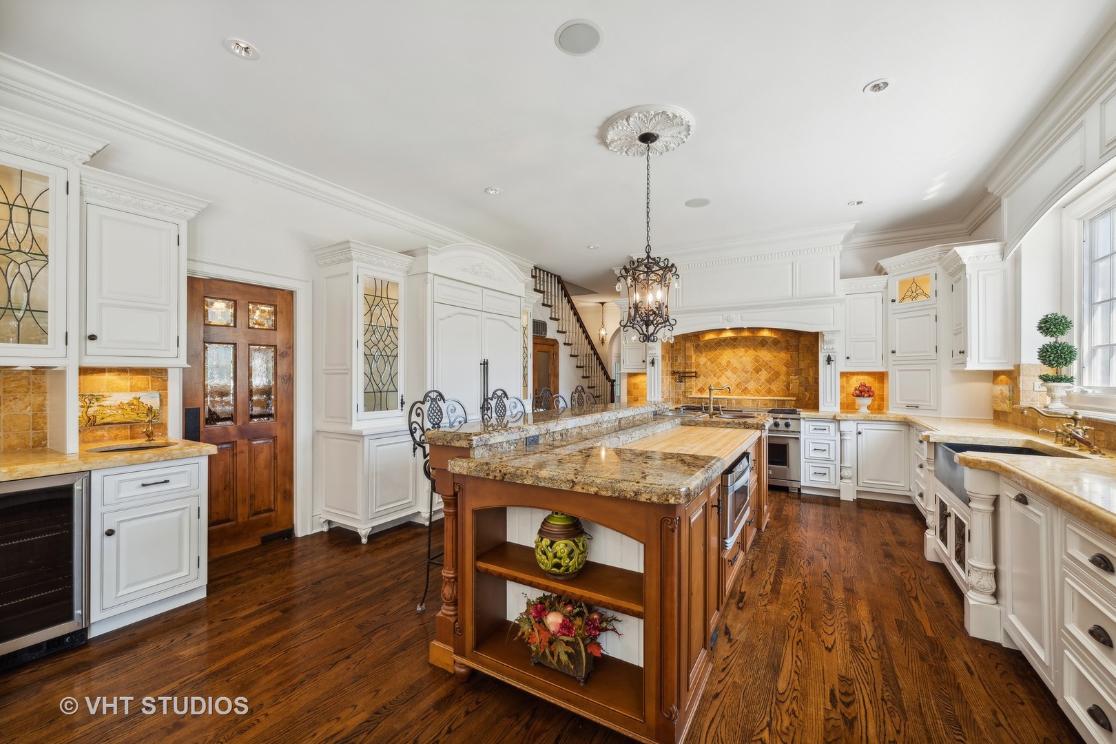 379 Bridle Lane