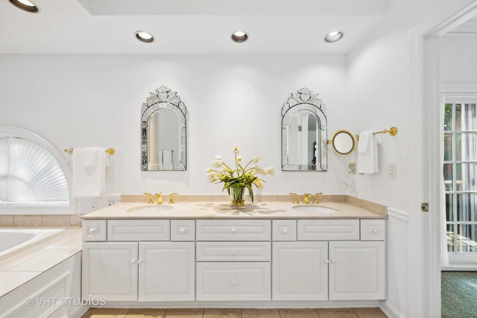 379 Bridle Lane