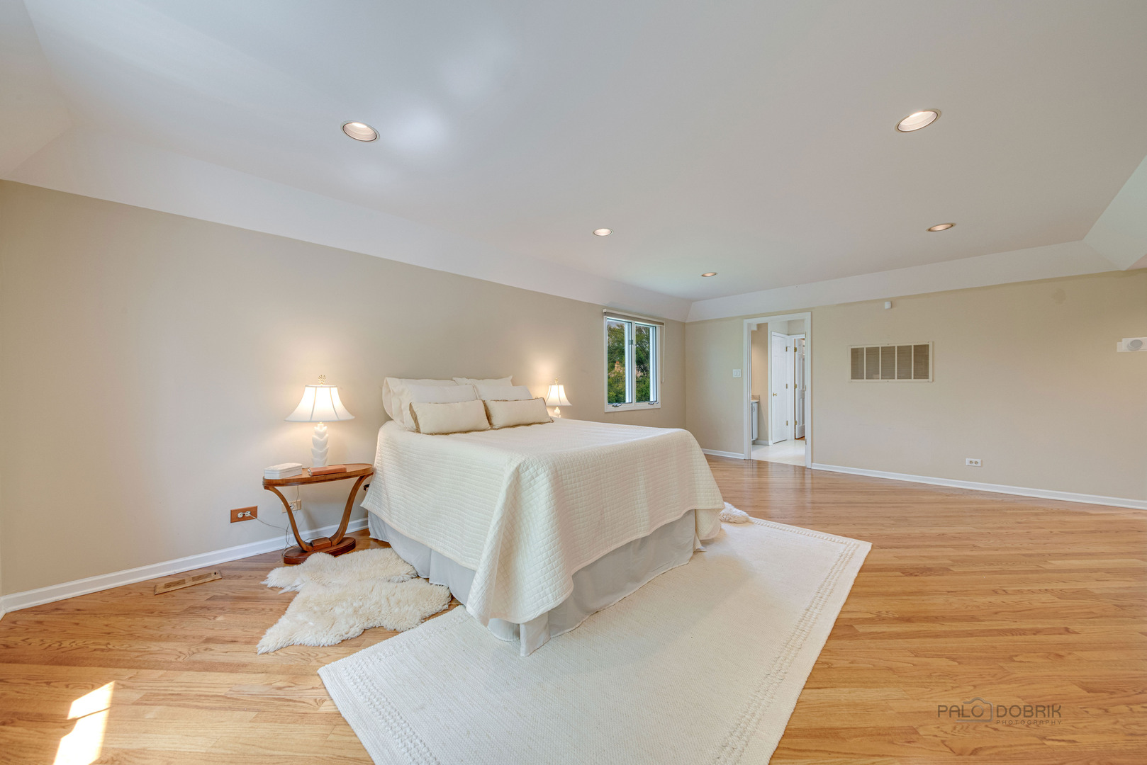 120 S Basswood Road
