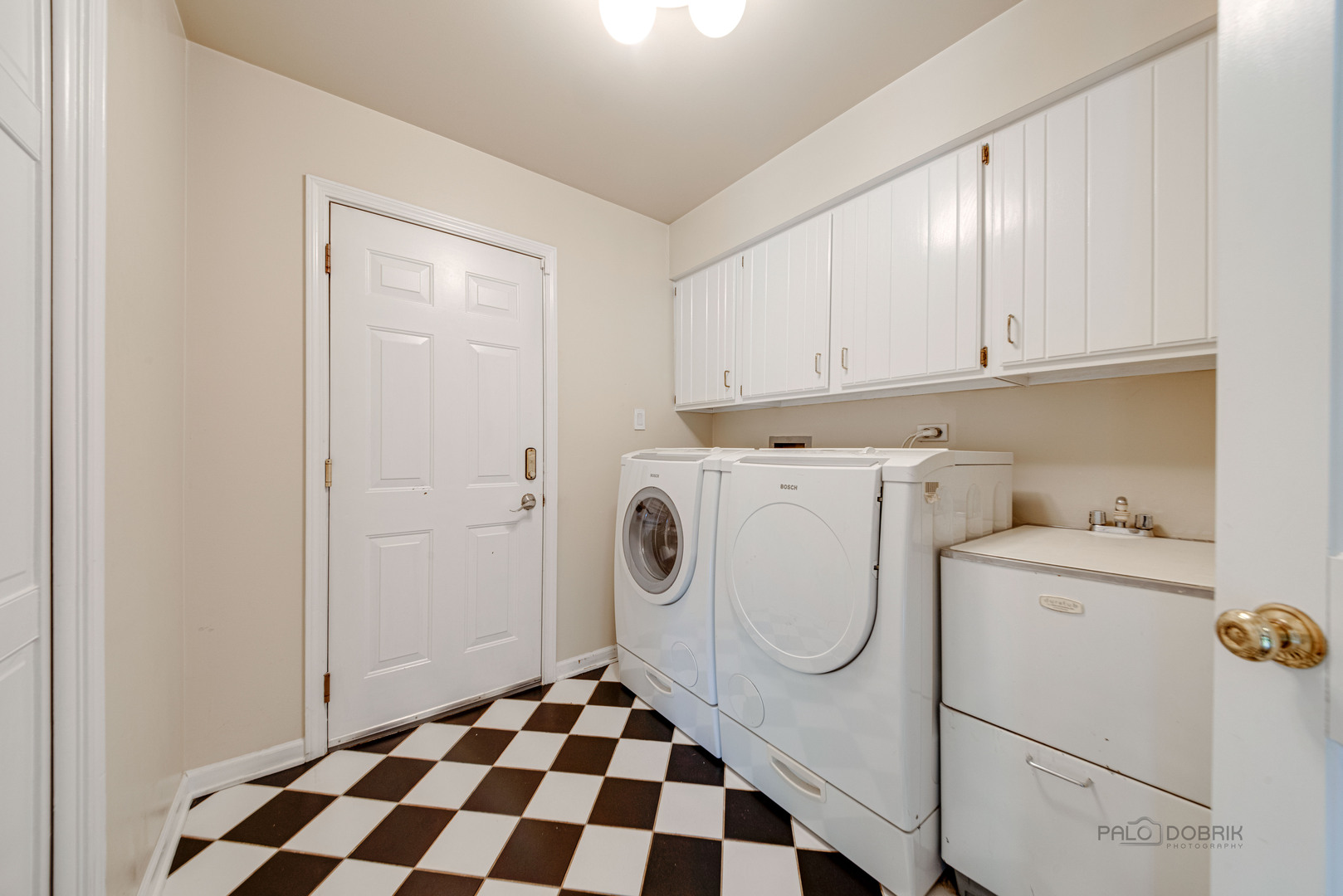 120 S Basswood Road