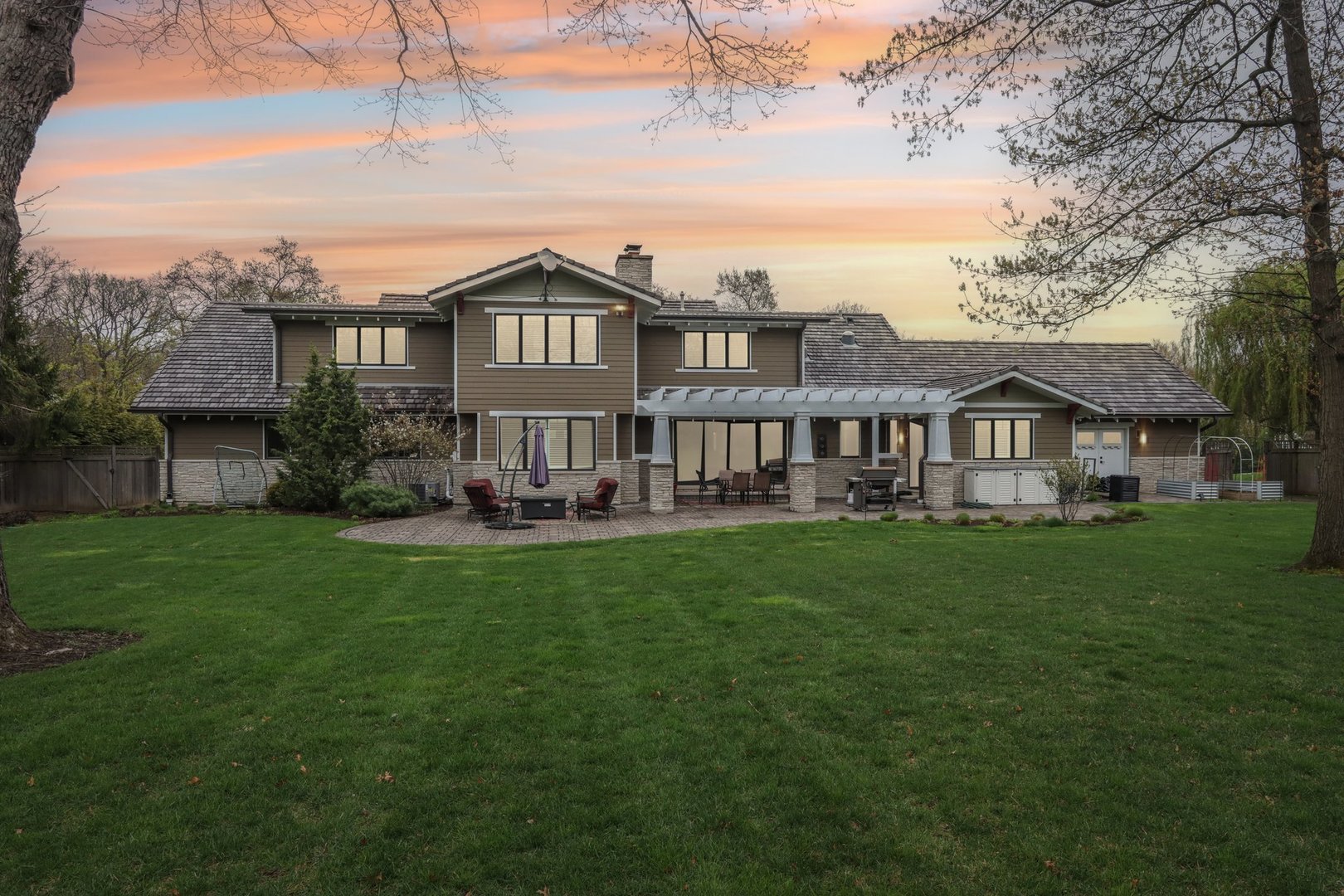 598 Rockefeller Road