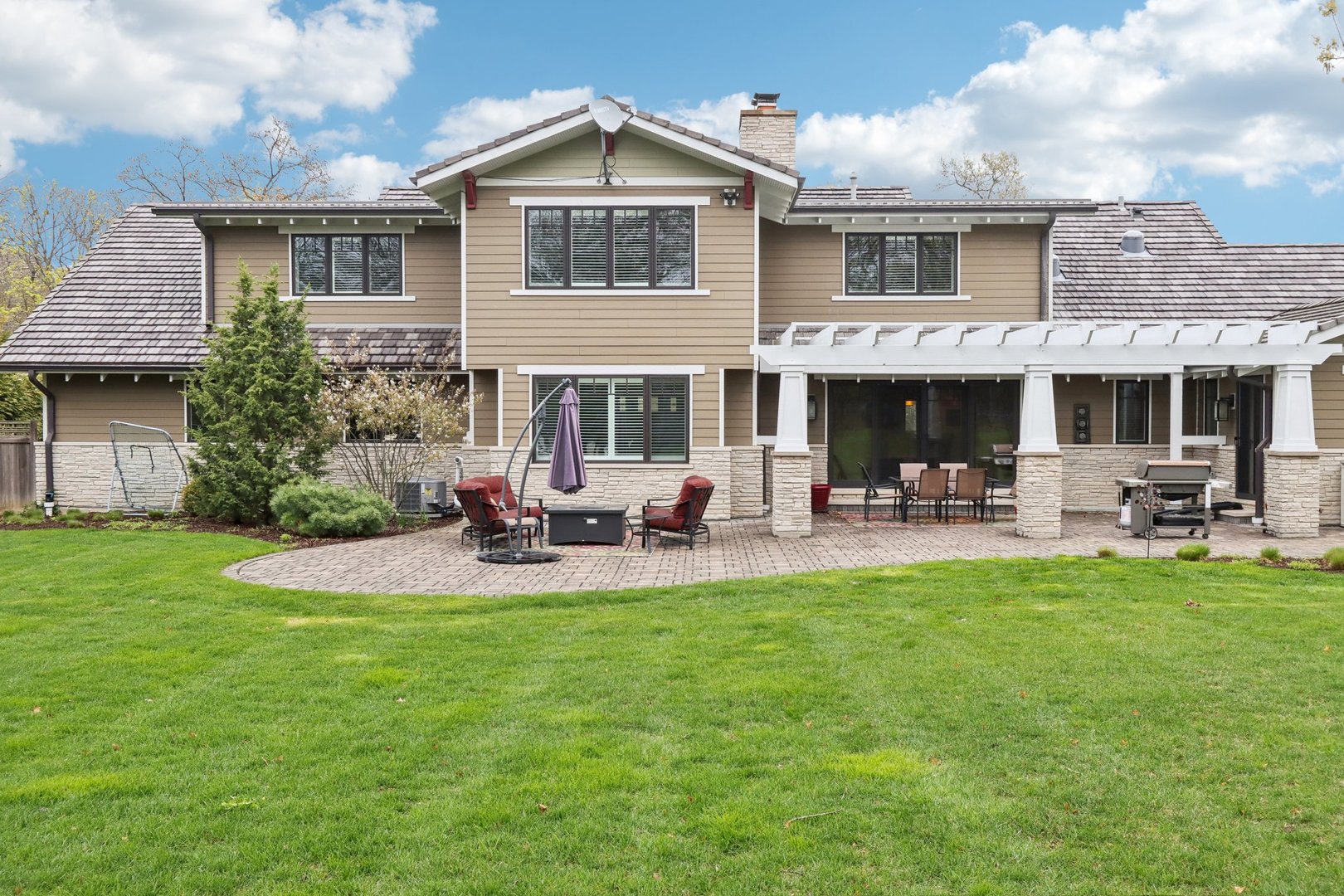 598 Rockefeller Road