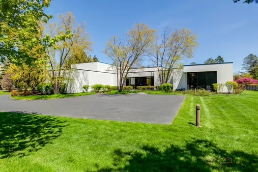 205 N Savanna Court