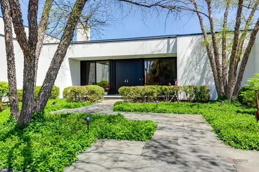 205 N Savanna Court