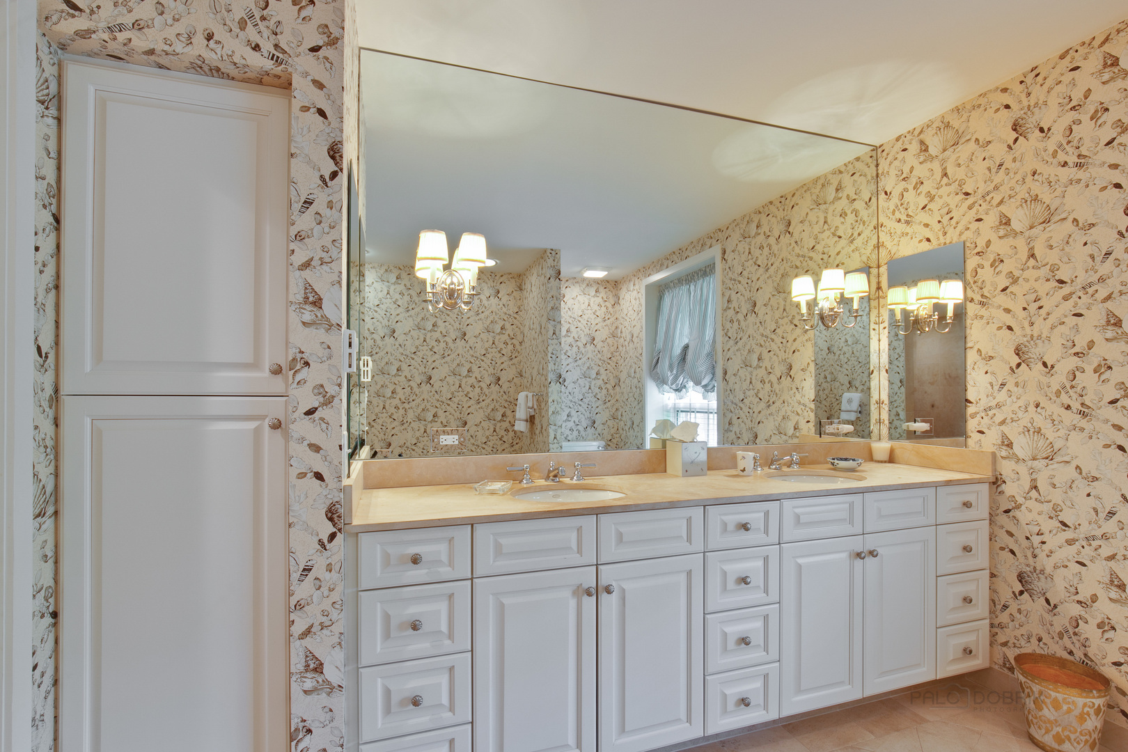531 N Mayflower Road Unit: 531