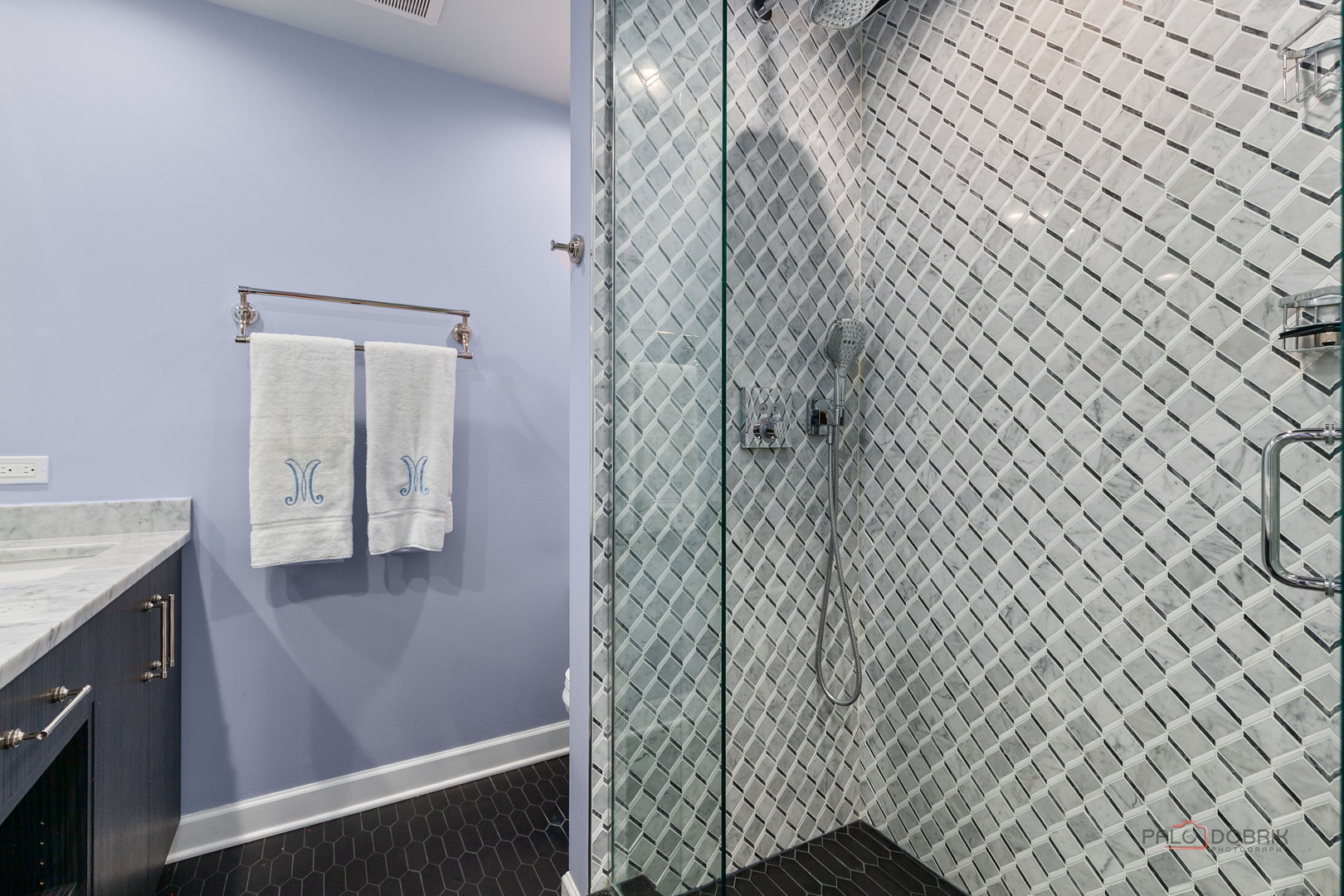 1350 N Western Avenue Unit: 106
