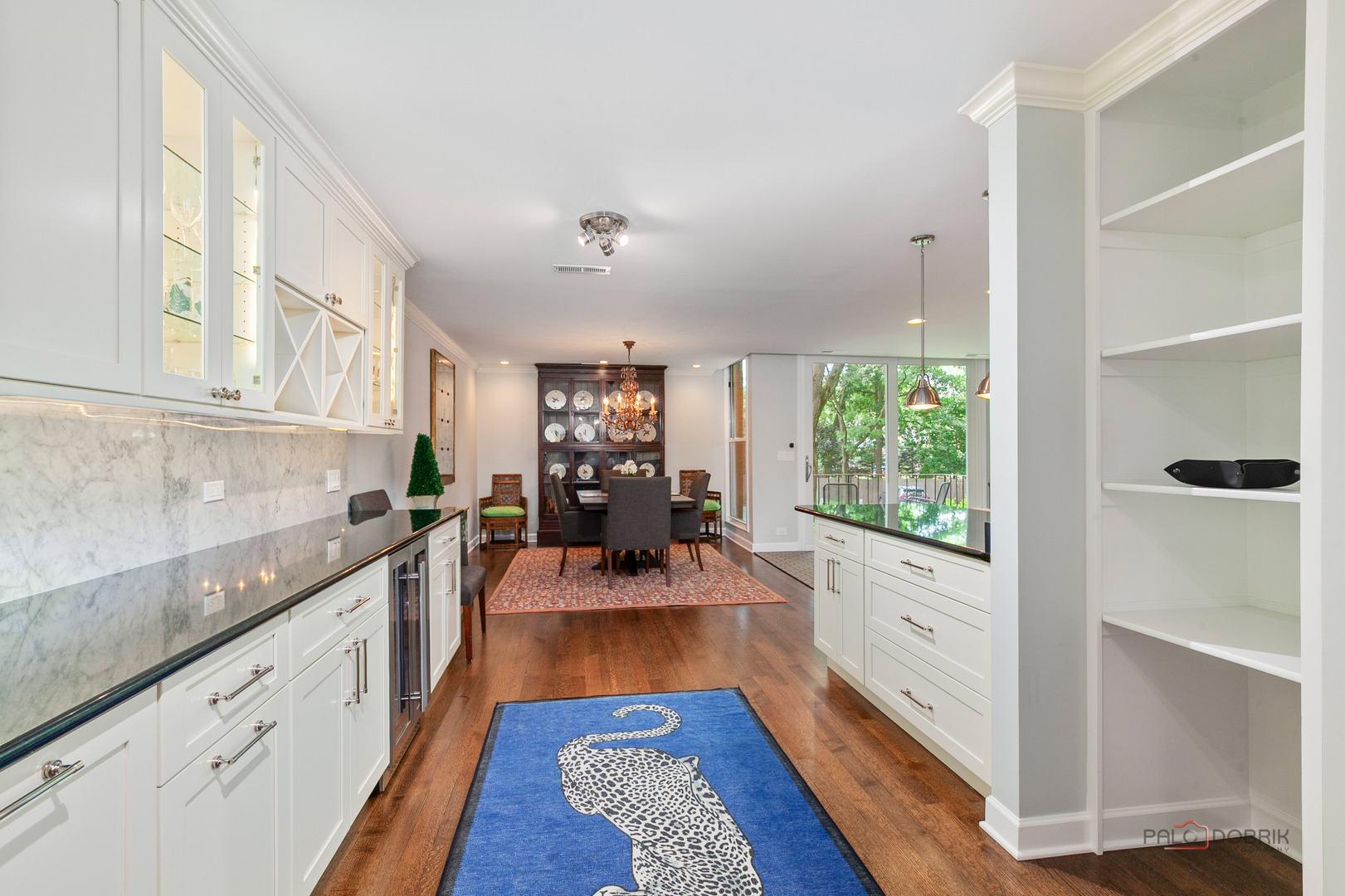 1350 N Western Avenue Unit: 106
