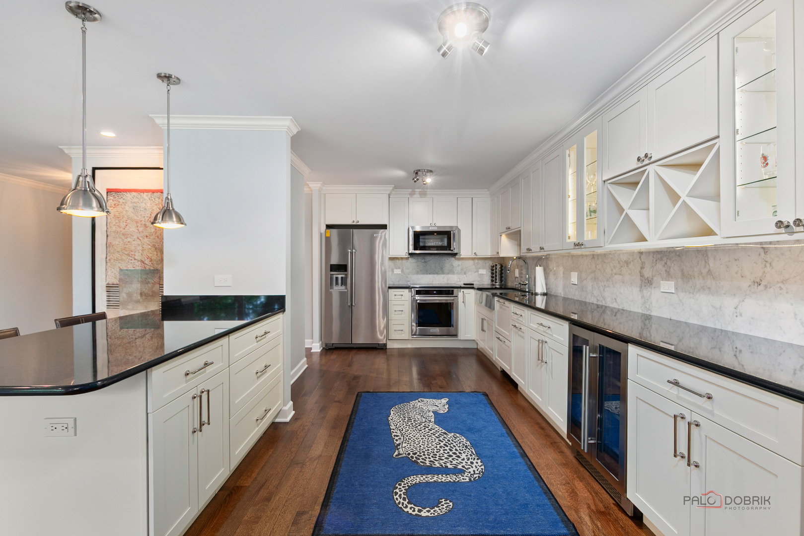 1350 N Western Avenue Unit: 106