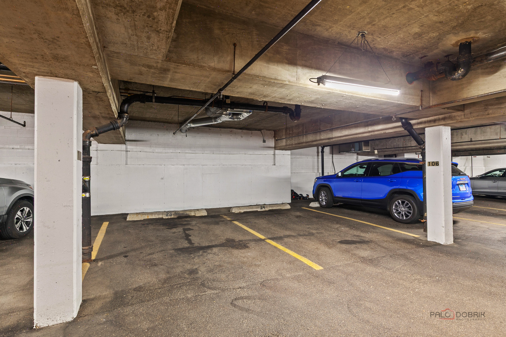 1350 N Western Avenue Unit: 106