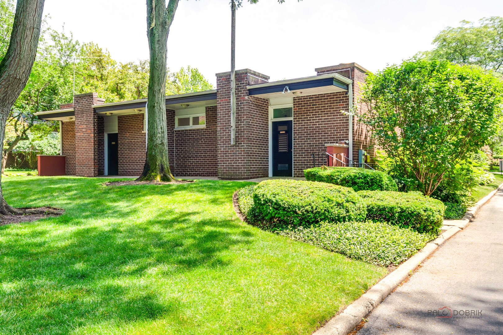 1350 N Western Avenue Unit: 106