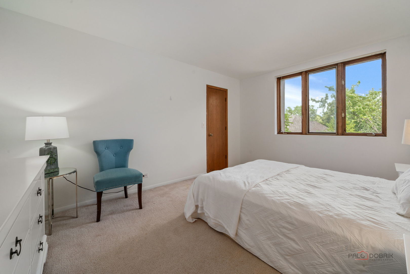 1111 S Waukegan Road Unit: 7