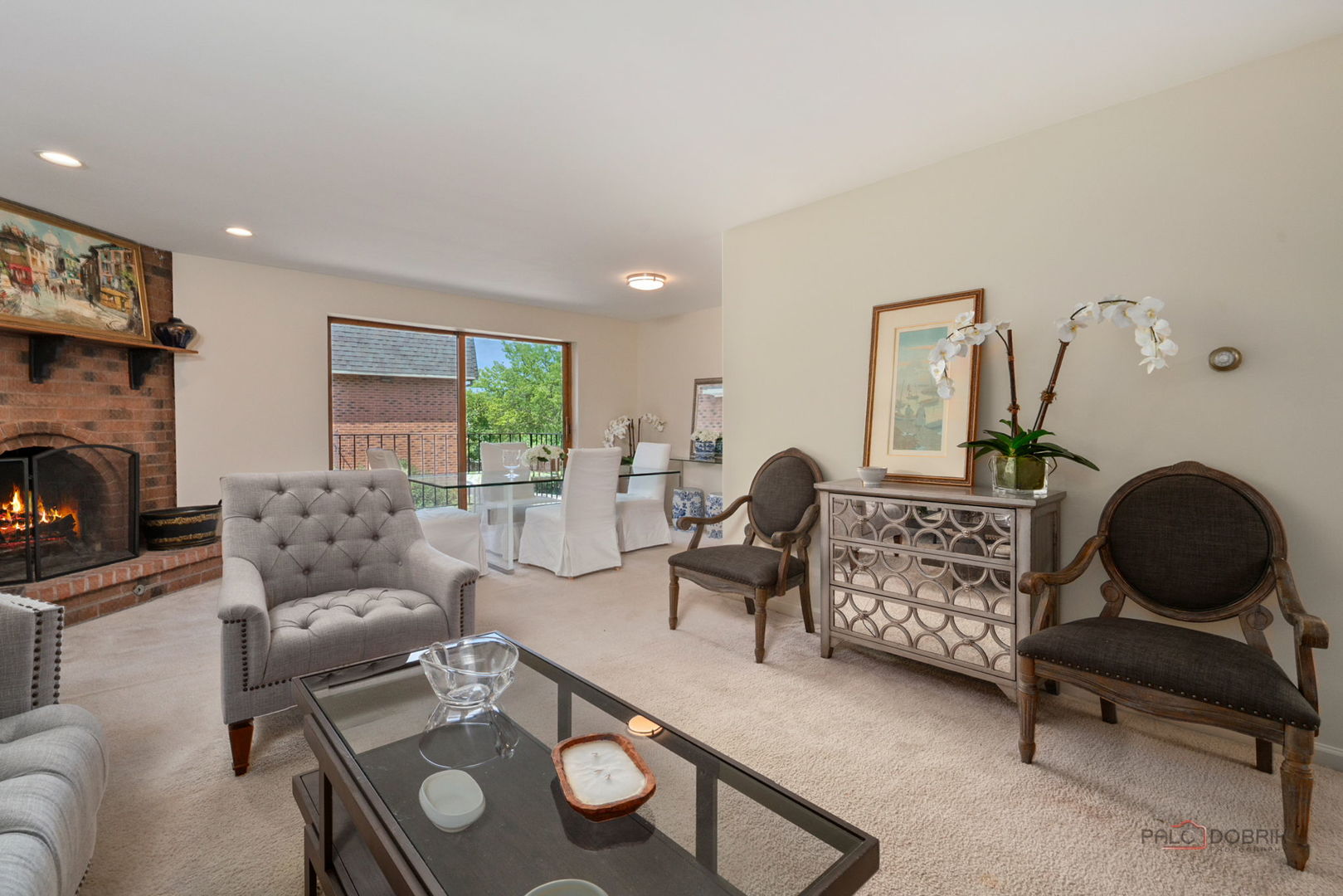 1111 S Waukegan Road Unit: 7