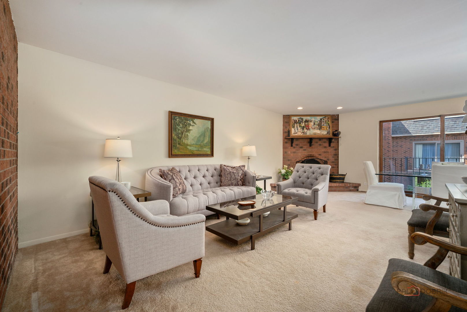 1111 S Waukegan Road Unit: 7