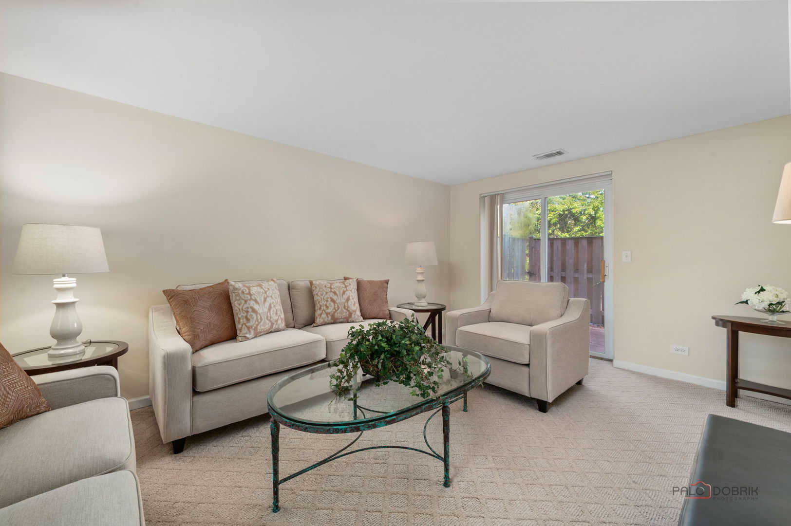 1111 S Waukegan Road Unit: 7