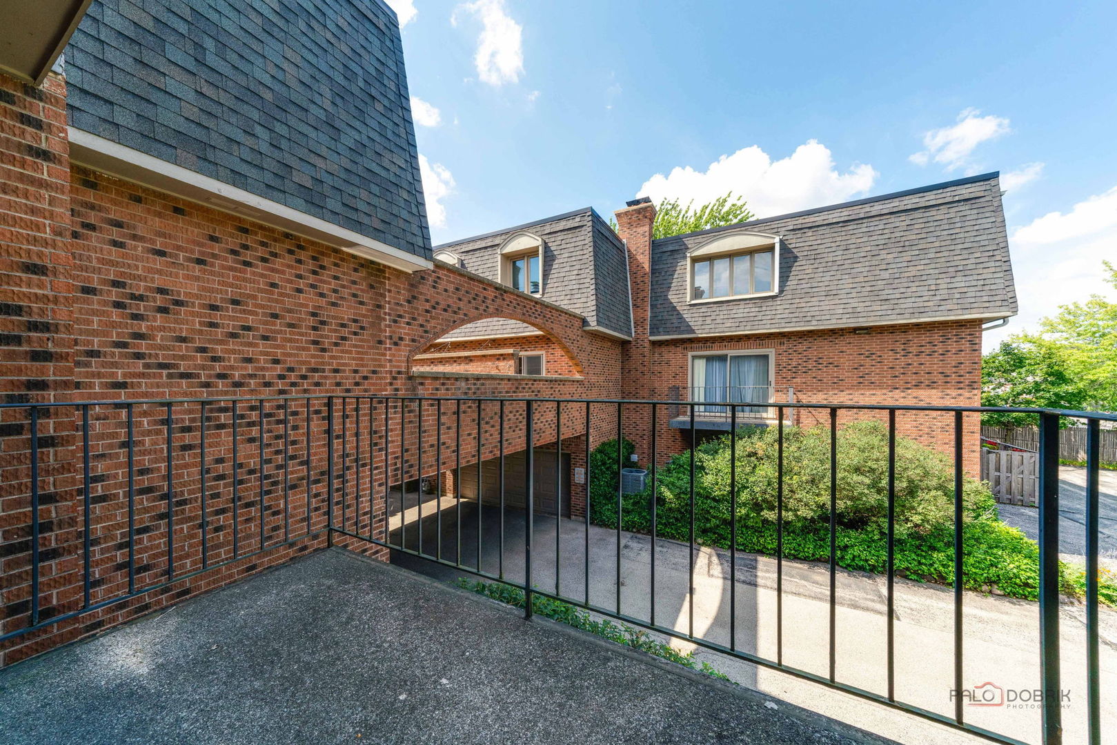 1111 S Waukegan Road Unit: 7