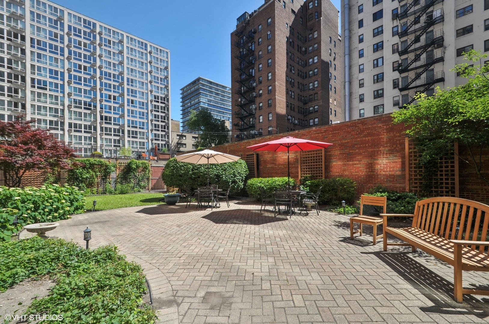 2909 N Sheridan Road Unit: 703