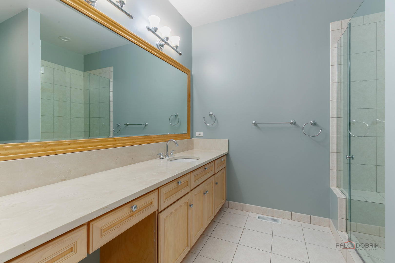 500 Andover Court Unit: 500