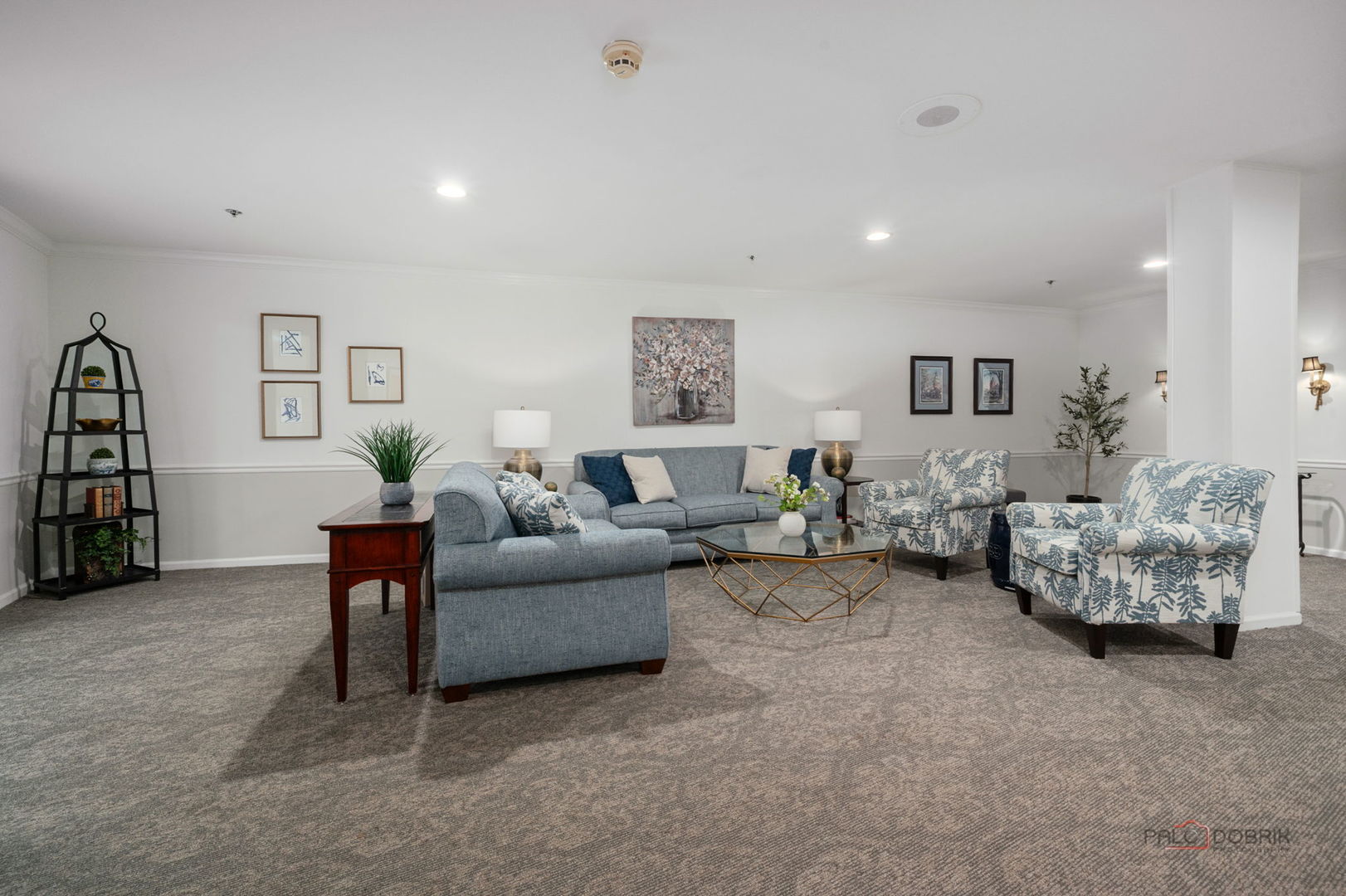 1230 N Western Avenue Unit: 301