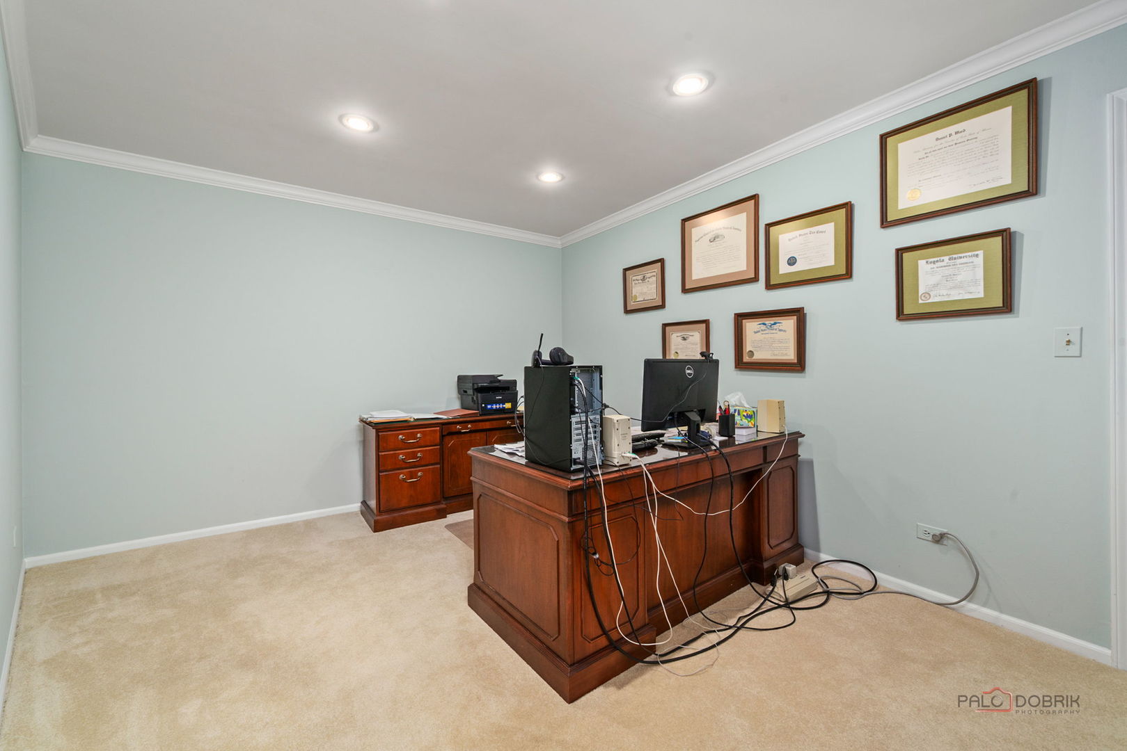 1230 N Western Avenue Unit: 301