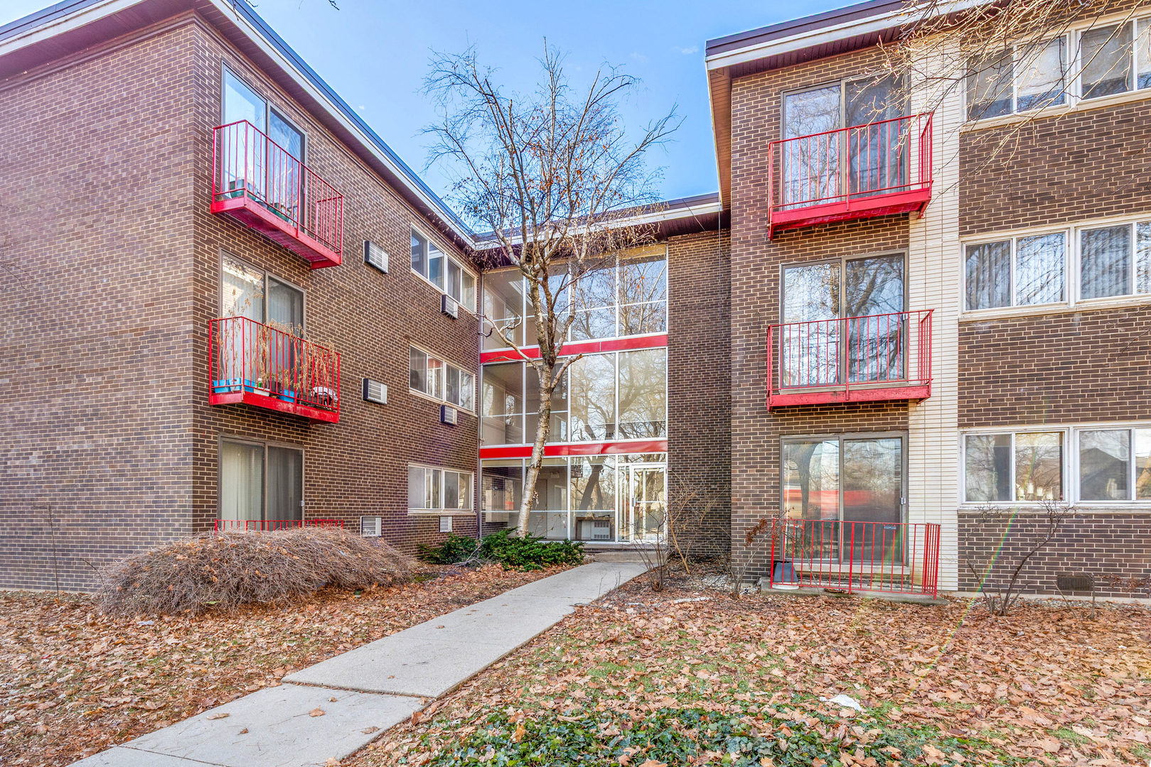8500 Skokie Boulevard Unit: 3A